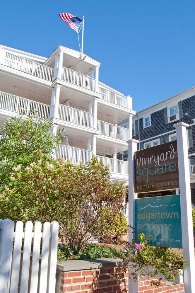 Vineyard Square Hotel And Suites Едгартаун Екстериор снимка